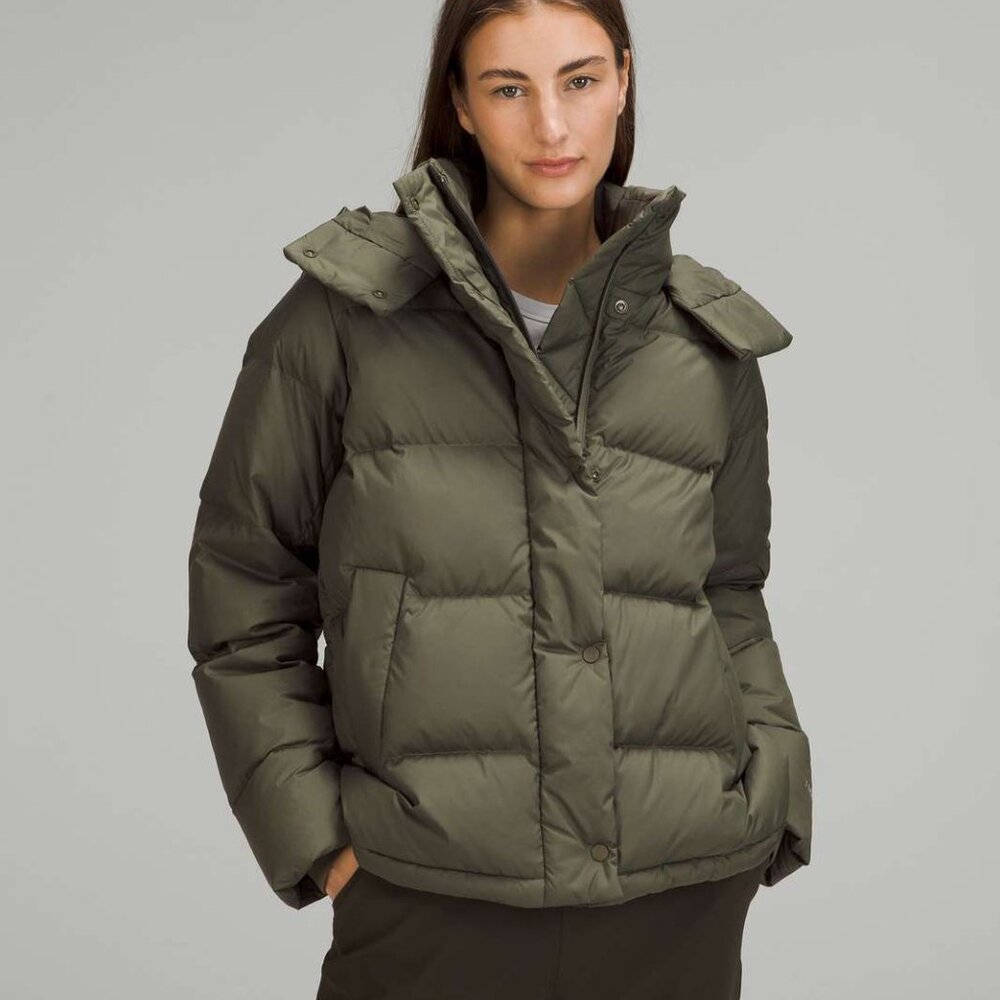 Lululemon Wunder Puff Coat Jacket Size 4 Medium Olive